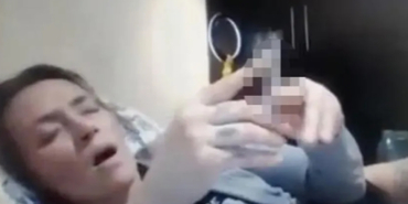Duruşmaya yarı çıplak katıldı: Kadın hakim görevden alındı! İlginç hakereketleri olay oldu...